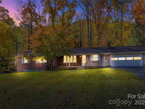 109 Rusty Lane, Hendersonville, NC 28791