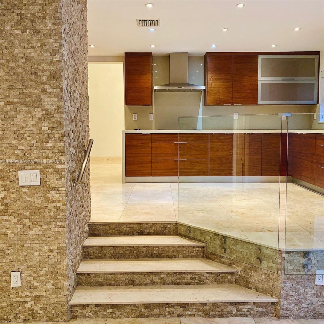 5926 NW 110th Ct, Doral, FL 33178 Photo