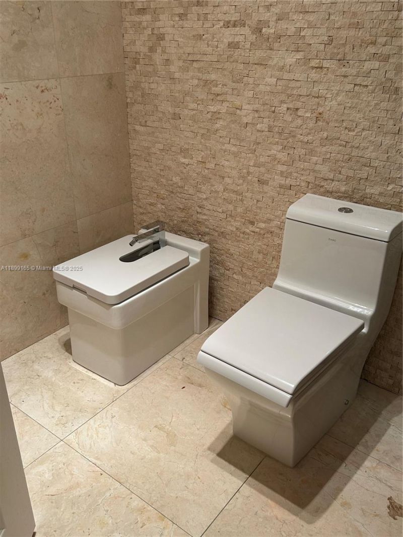 5926 NW 110th Ct, Doral, FL 33178 Photo