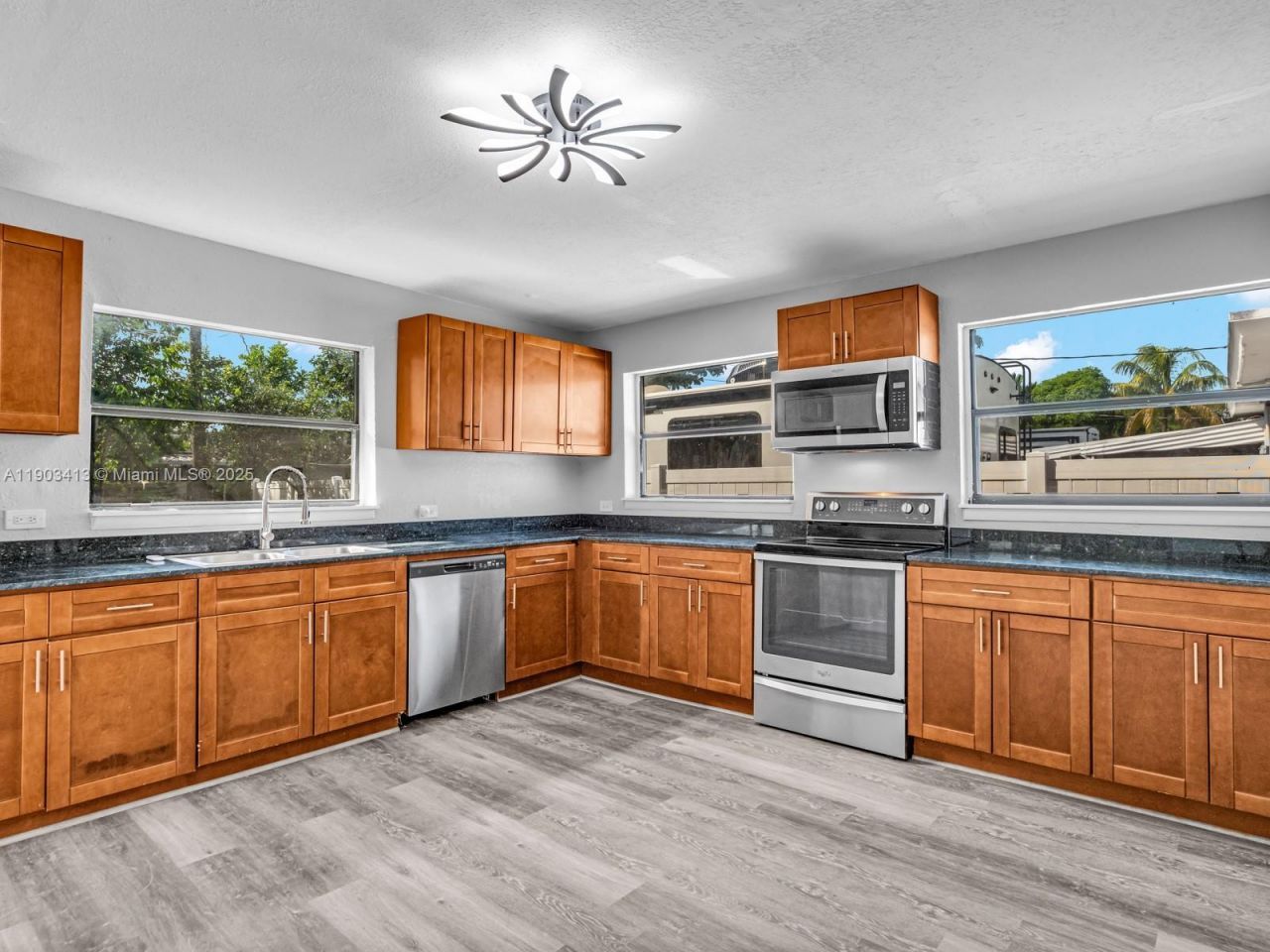 6238 SW 24th St, Miramar, FL 33023 Photo