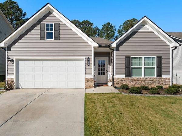 225 Sycamore Drive, Calhoun, GA 30701