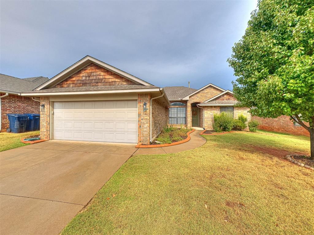 5013 NW 163rd Road, Edmond, OK 73013 Main Photo