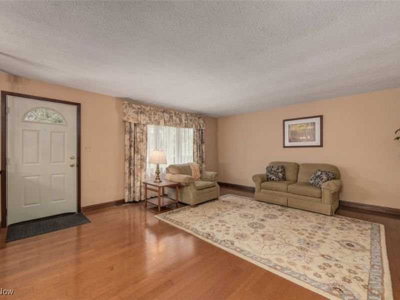 15279 Walnut Creek Drive, Strongsville, OH 44149 Photo 14