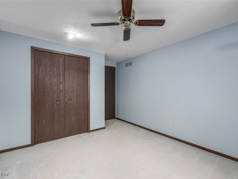 15279 Walnut Creek Drive, Strongsville, OH 44149 Photo 32