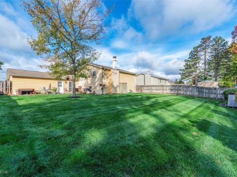 15279 Walnut Creek Drive, Strongsville, OH 44149 Photo 9