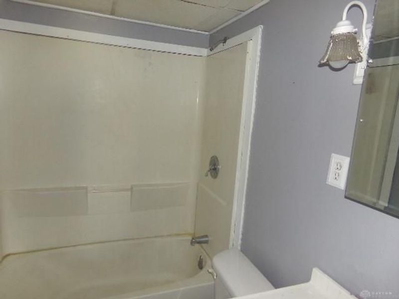 686 S Riverview Avenue, Miamisburg, OH 45342 Photo 14