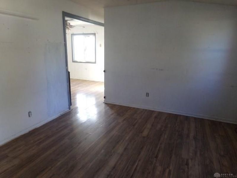 686 S Riverview Avenue, Miamisburg, OH 45342 Photo 5