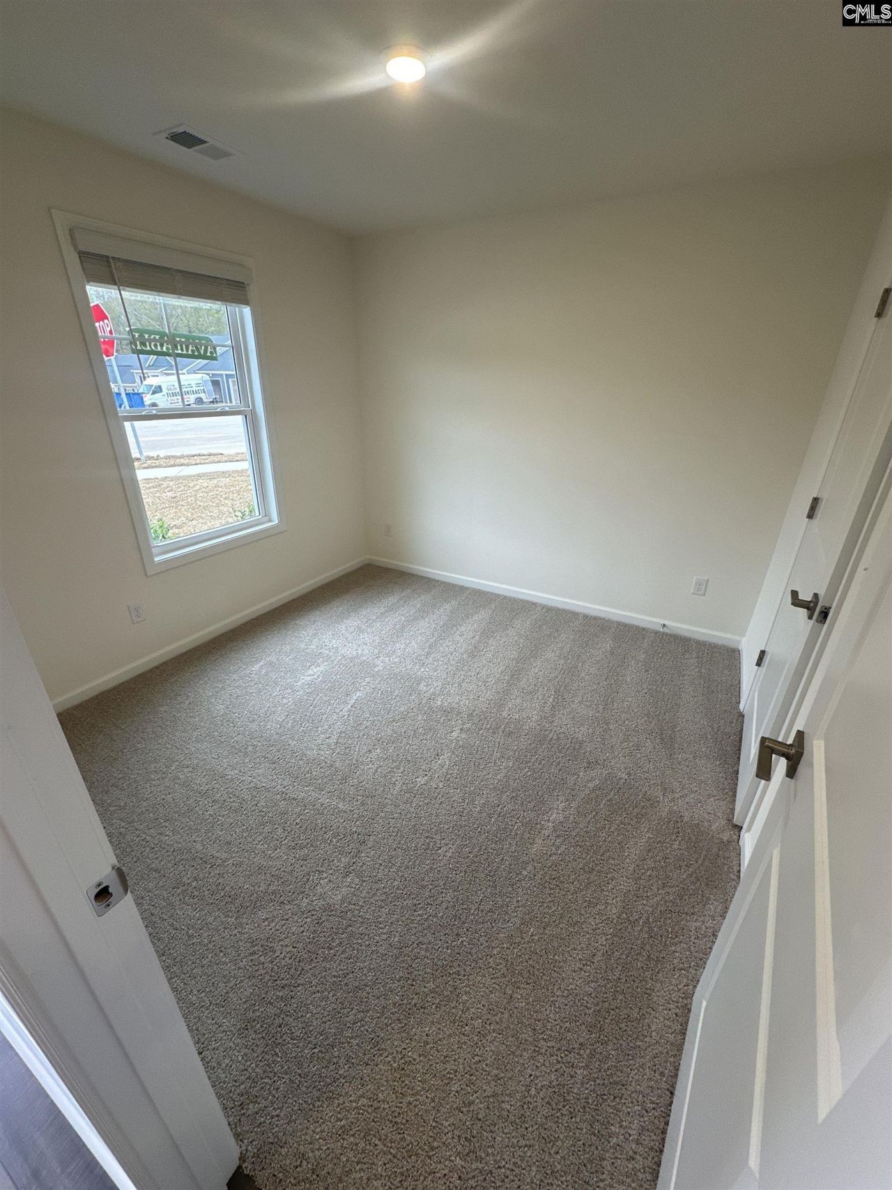 120 Prairie Grass Way Photo 7