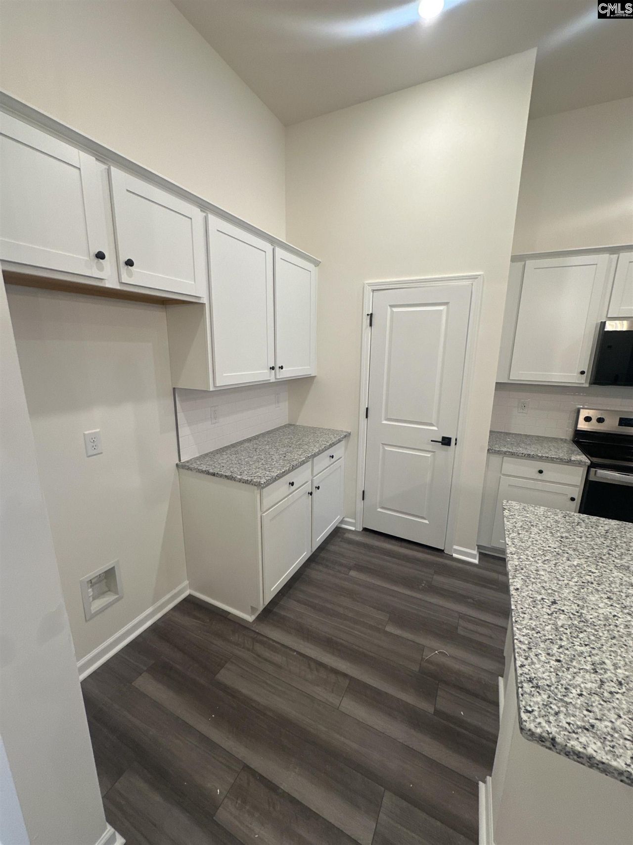 118 Prairie Grass Way Photo 8