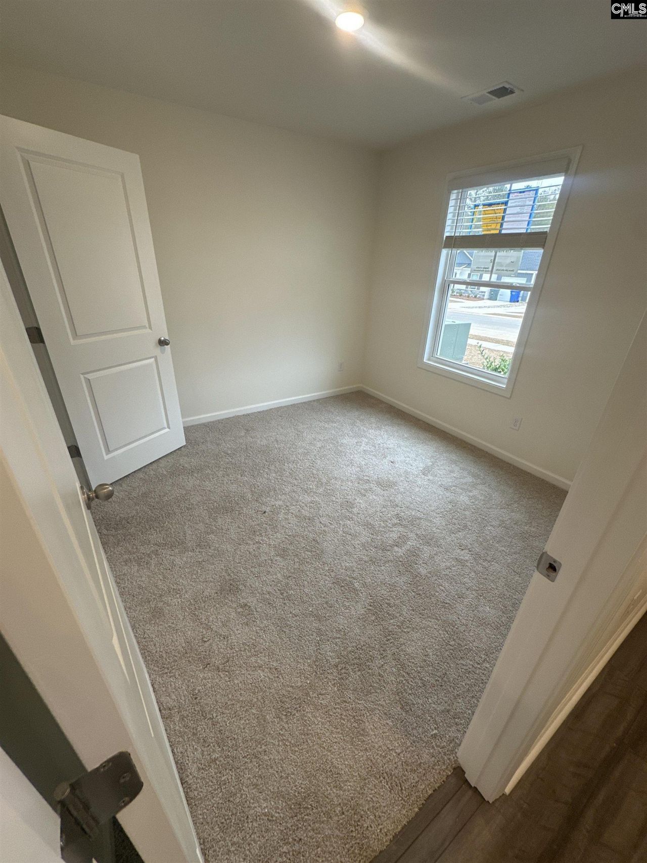 116 Prairie Grass Way Photo 4