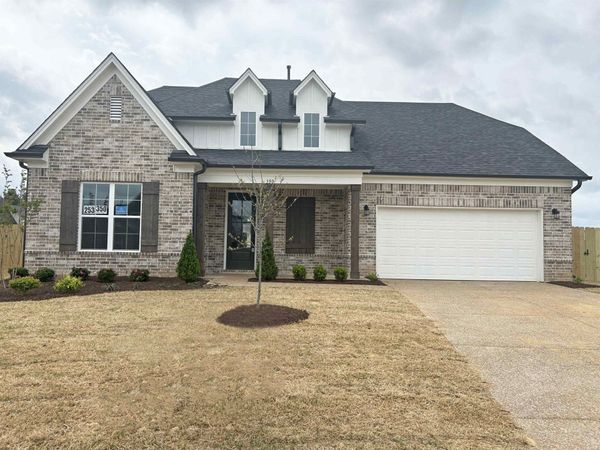 350 CHESNUT RIDGE CV, Oakland, TN 38060