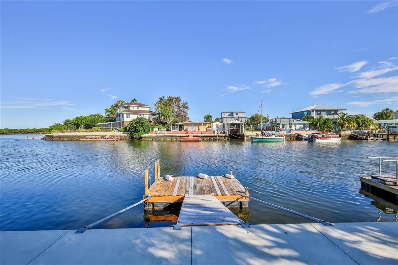 3285 Minnow Creek Drive, Hernando Beach, FL 34607 Photo