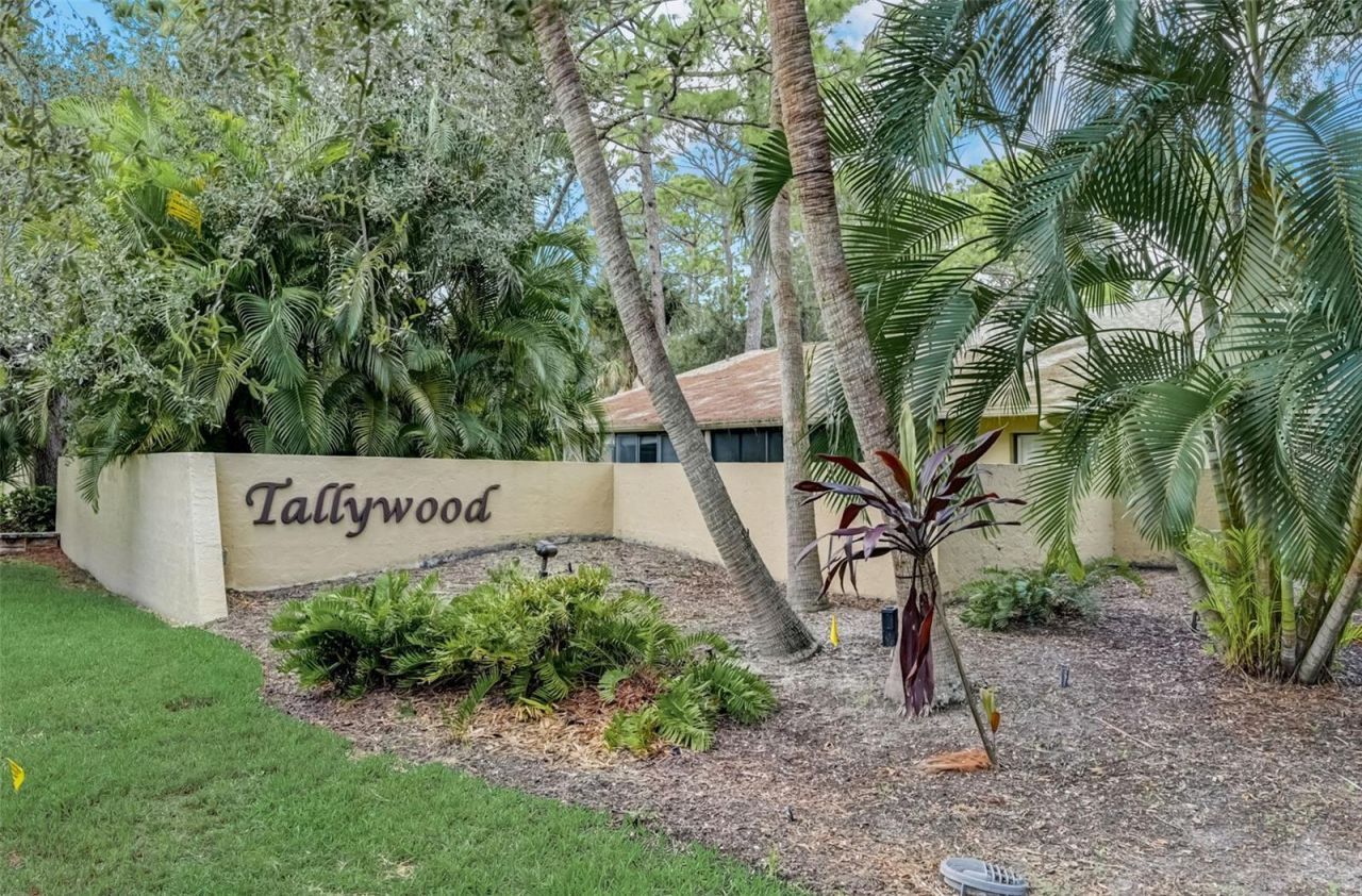 1203 Tallywood Drive, Unit 7002, Sarasota, FL 34237 Photo