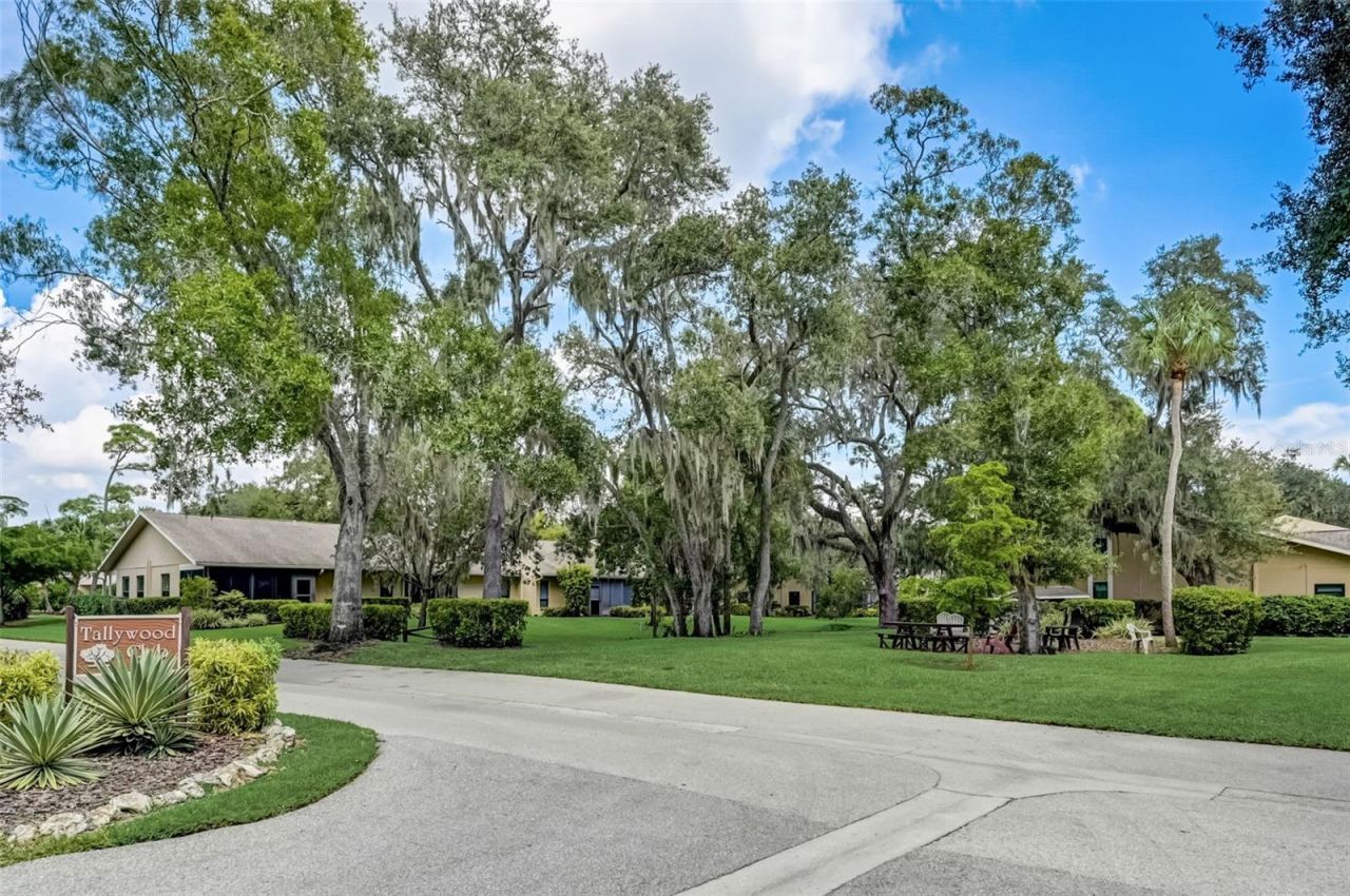 1203 Tallywood Drive, Unit 7002, Sarasota, FL 34237 Photo
