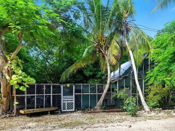 103 Tree Ln, Tavernier, FL 33070