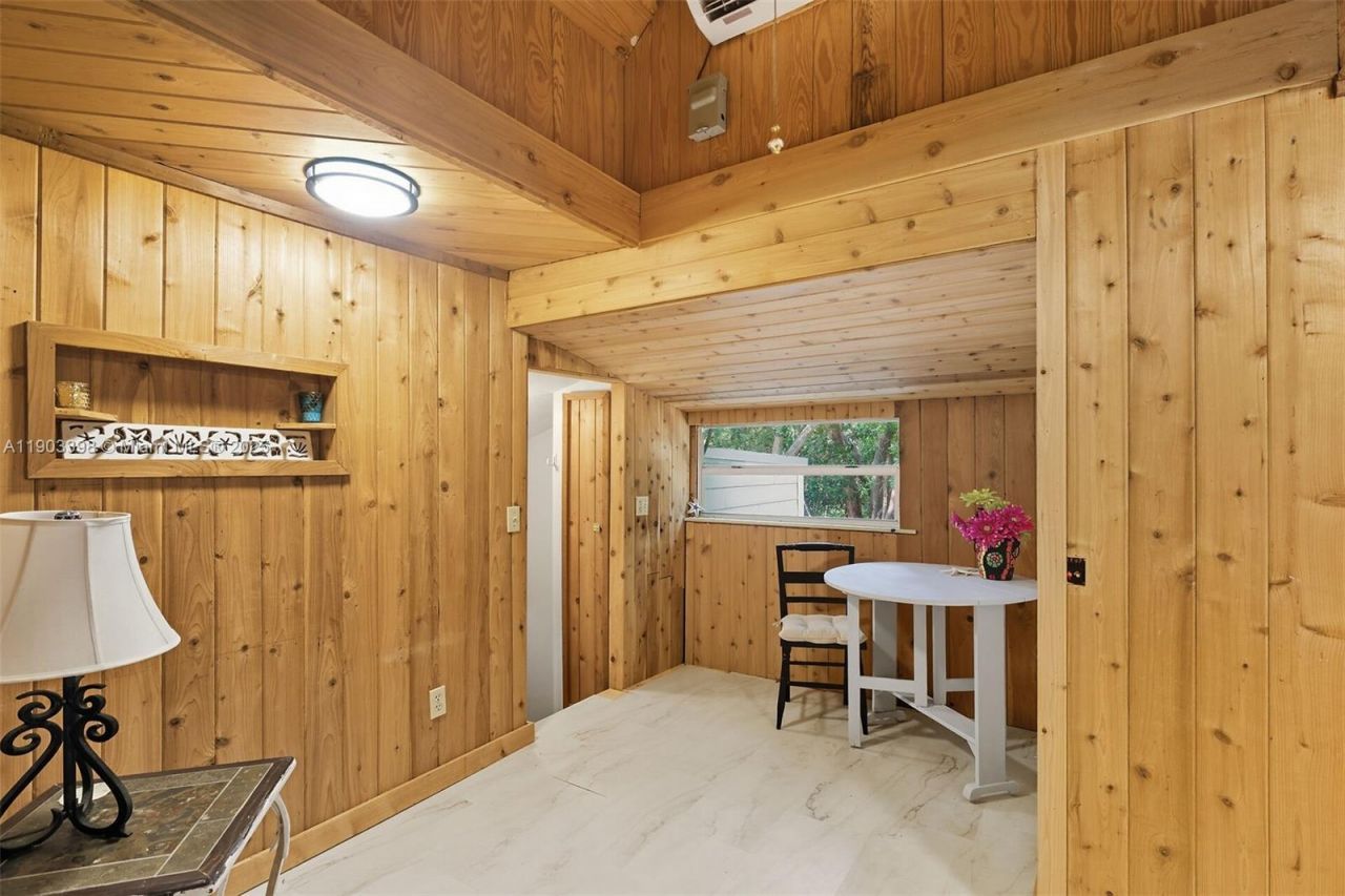 103 Tree Ln, Tavernier, FL 33070 Photo