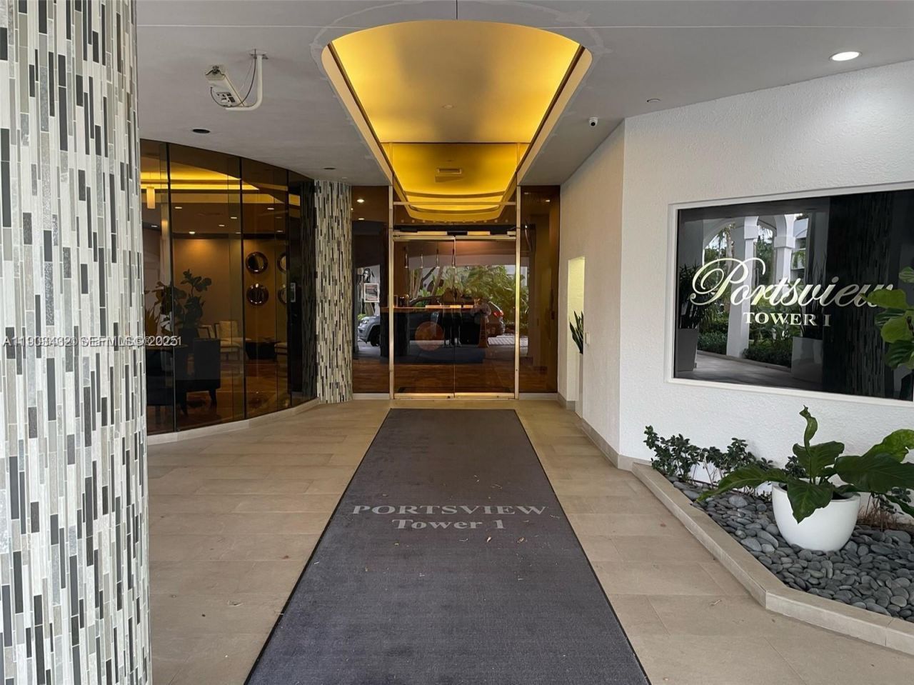 3610 Yacht Club Dr, Unit 1416, Aventura, FL 33180 Photo