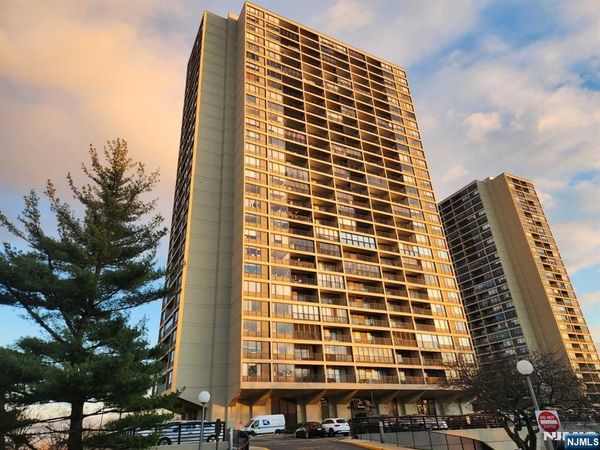 6 Horizon Road 310, Unit 310, FORT LEE, NJ 07024