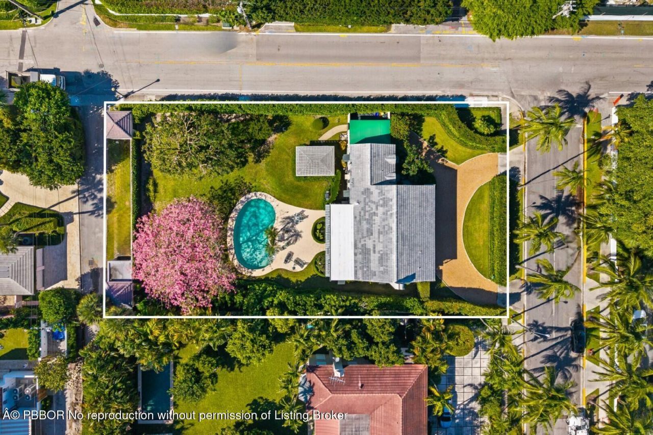 334 Barton Avenue, Palm Beach, FL 33480 Photo