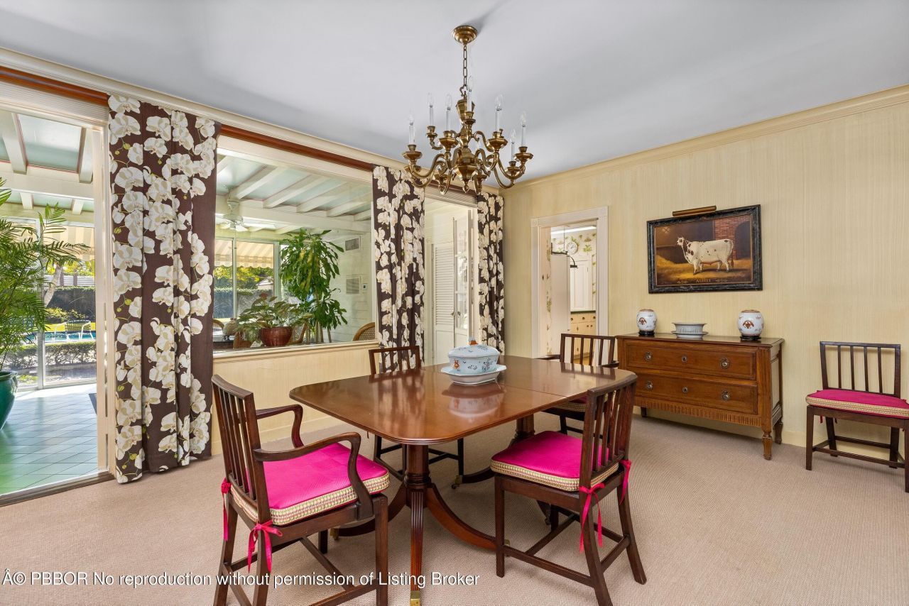 334 Barton Avenue, Palm Beach, FL 33480 Photo