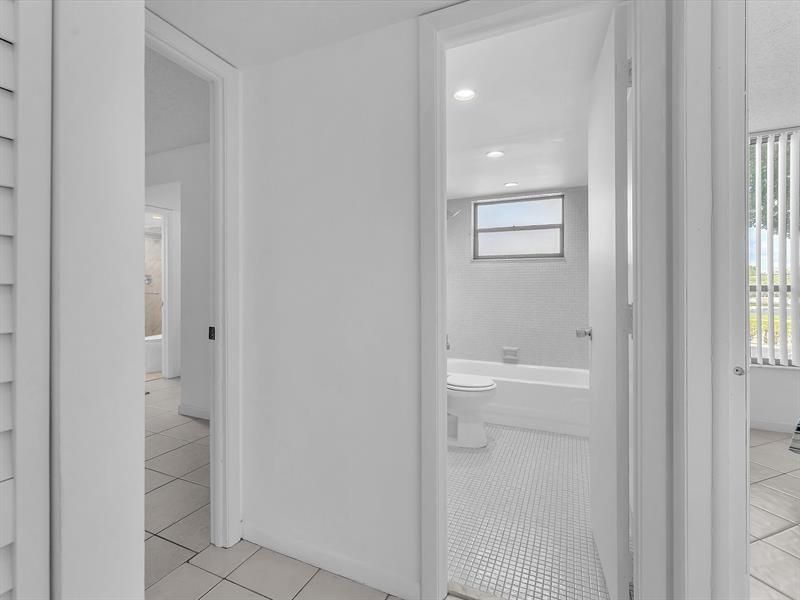 7750 W Mcnab Road, Unit 202, Tamarac, FL 33321 Photo