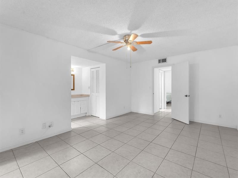 7750 W Mcnab Road, Unit 202, Tamarac, FL 33321 Photo