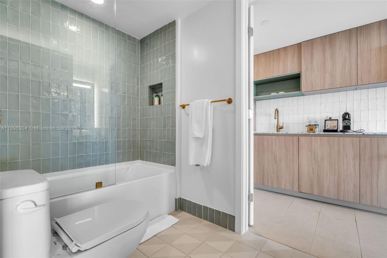 159 NE 6th St, Unit 4514, Miami, FL 33132 Photo