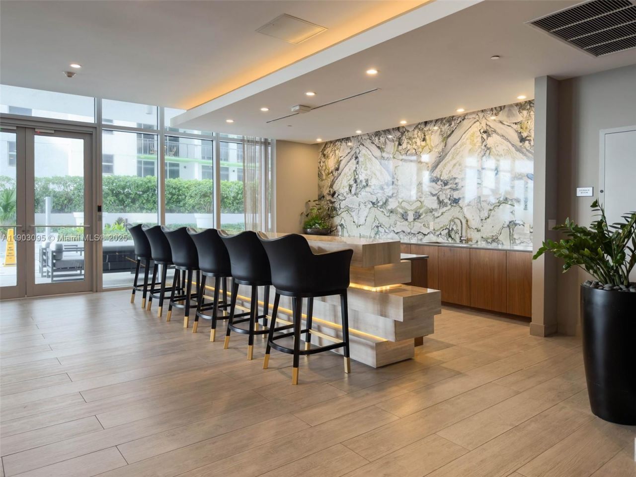 488 NE 18th St, Unit 2301, Miami, FL 33132 Photo