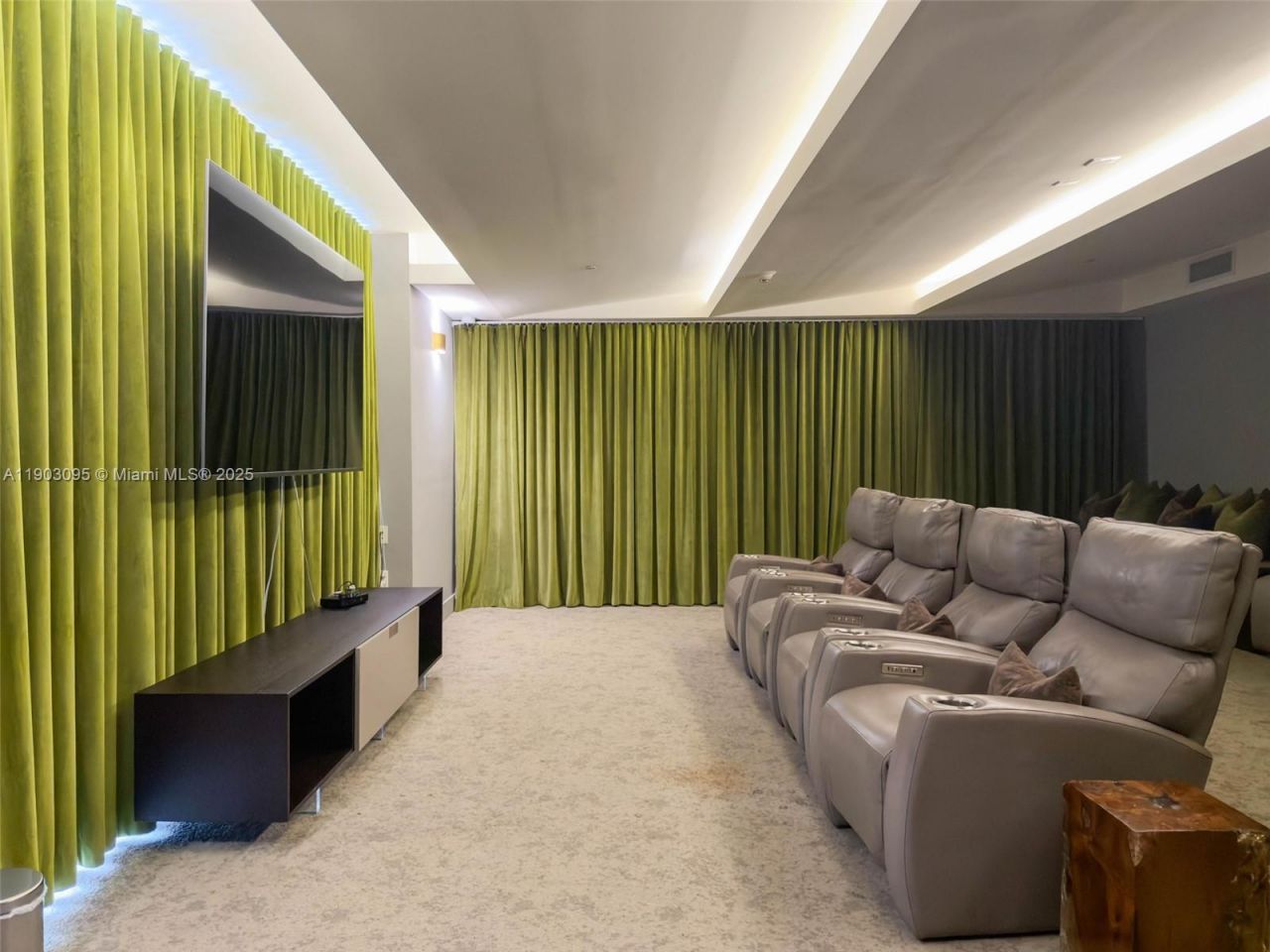 488 NE 18th St, Unit 2301, Miami, FL 33132 Photo