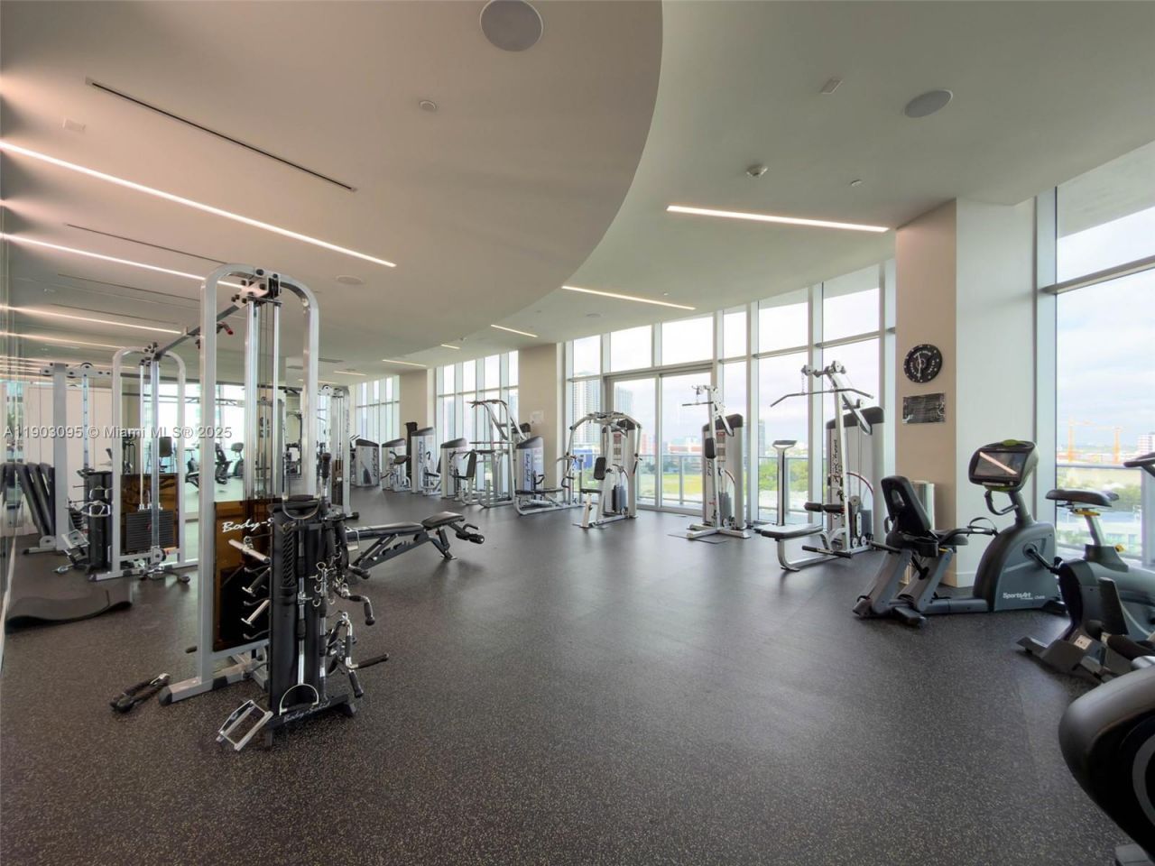 488 NE 18th St, Unit 2301, Miami, FL 33132 Photo