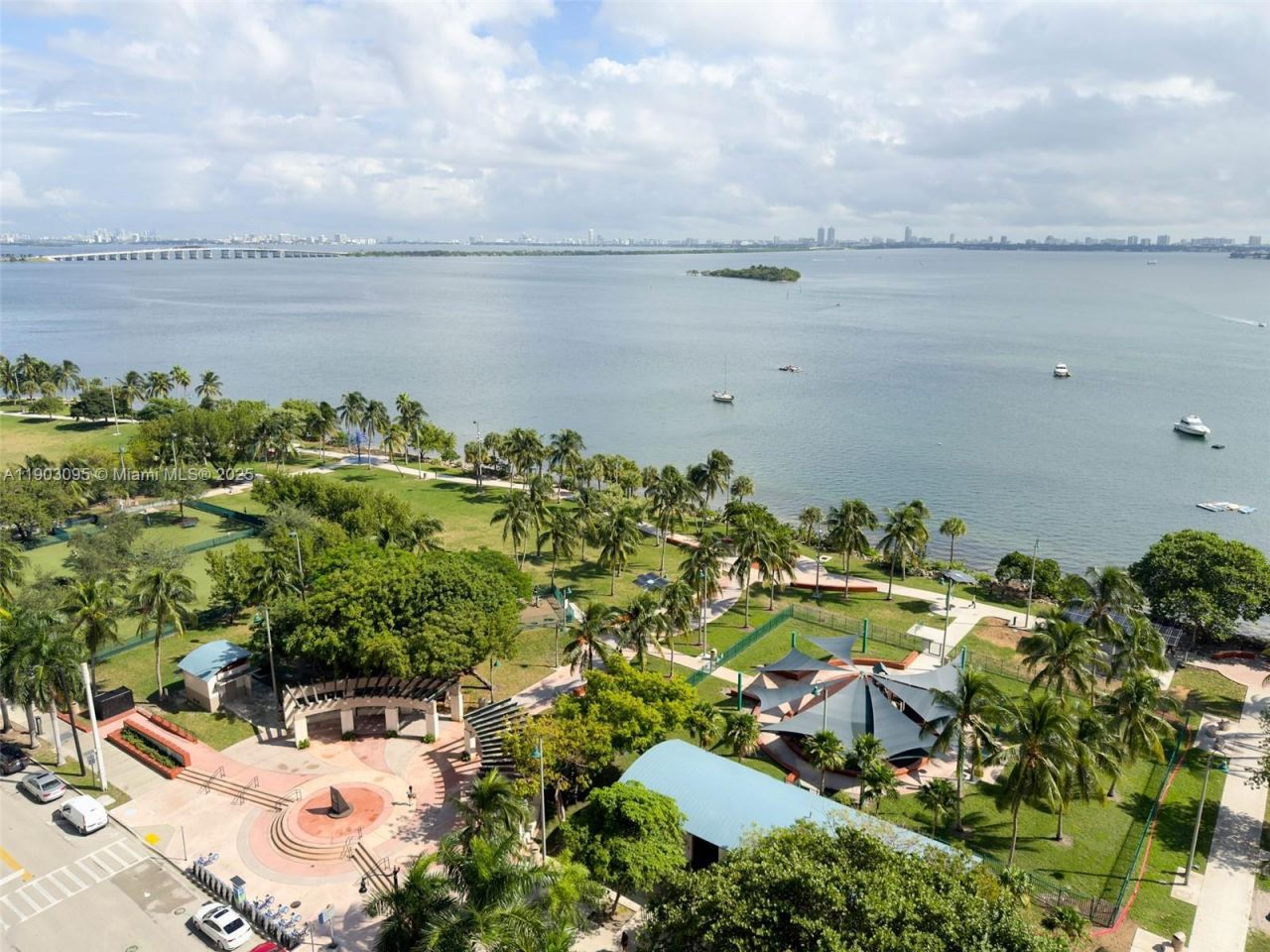 488 NE 18th St, Unit 2301, Miami, FL 33132 Photo