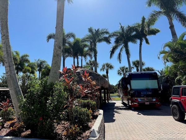 386 NW Boundary Drive, Port St Lucie, FL 34986