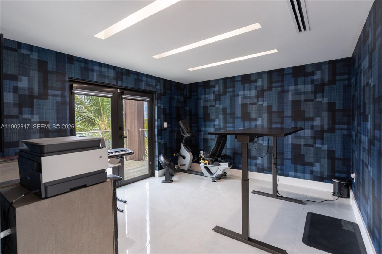 5601 N Ocean Dr, Hollywood, FL 33019 Photo