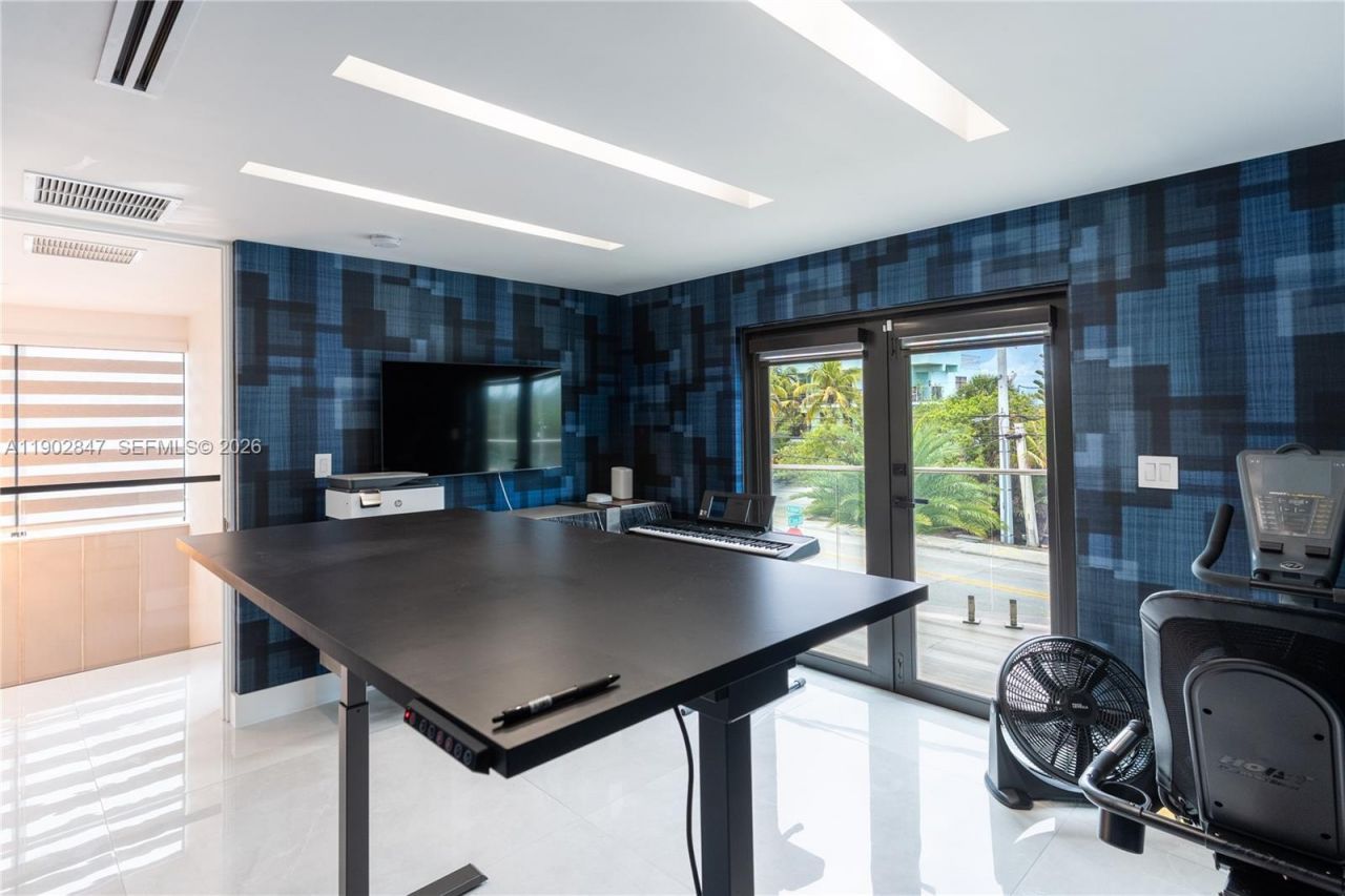 5601 N Ocean Dr, Hollywood, FL 33019 Photo