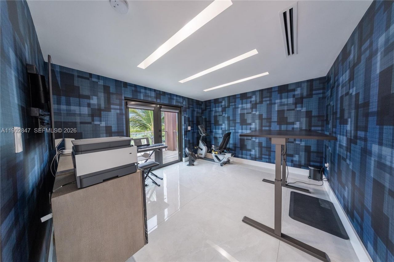 5601 N Ocean Dr, Hollywood, FL 33019 Photo