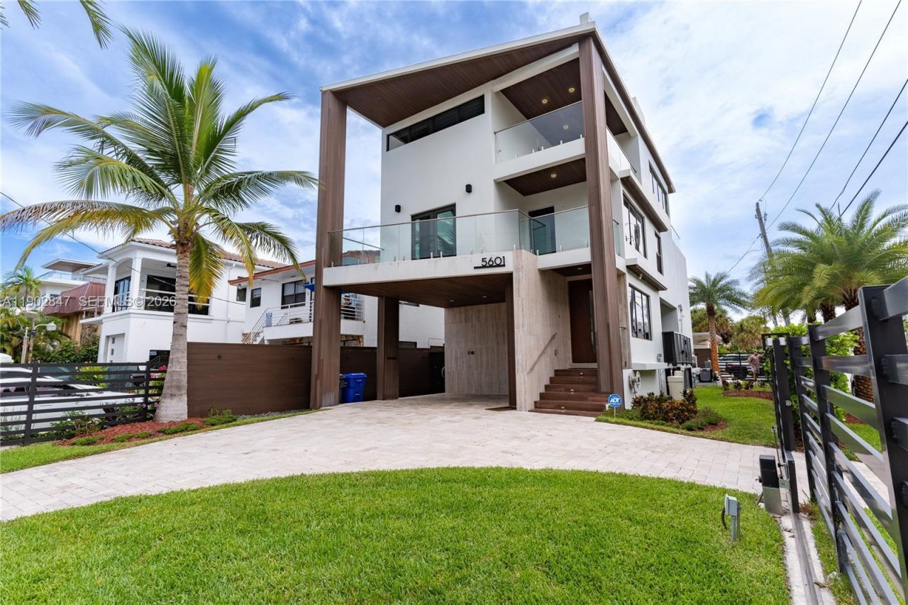 5601 N Ocean Dr, Hollywood, FL 33019 Photo