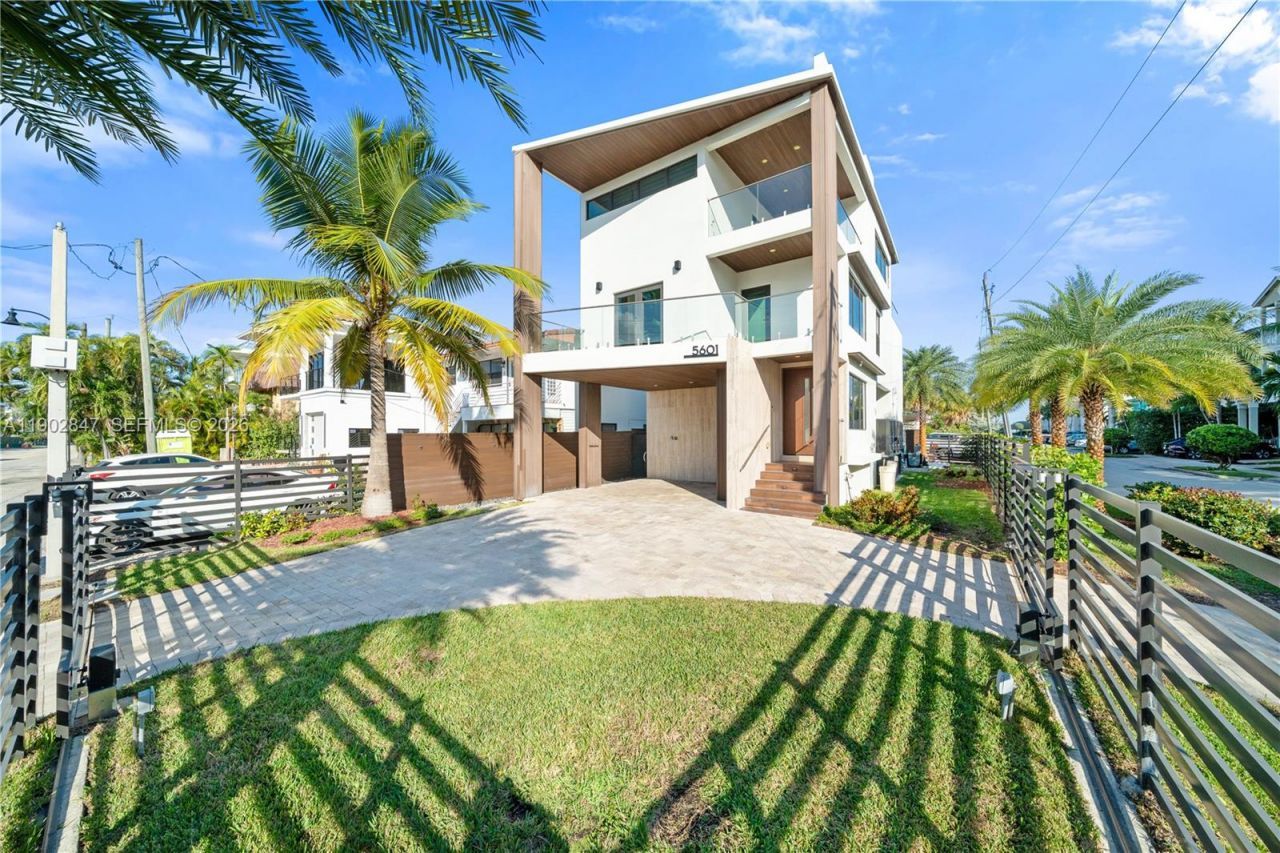 5601 N Ocean Dr, Hollywood, FL 33019 Photo