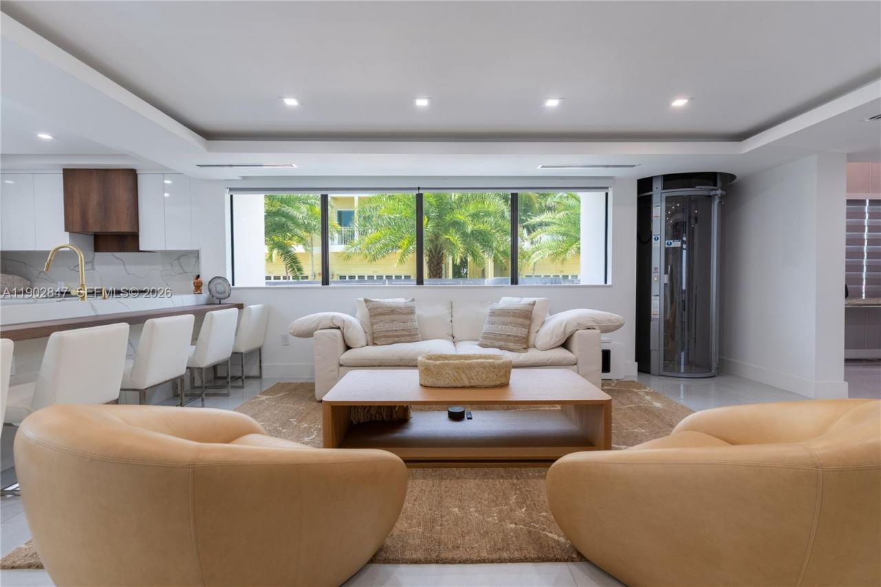 5601 N Ocean Dr, Hollywood, FL 33019 Photo