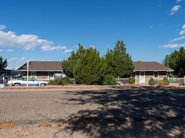 959-961 S Honeysuckle Dr, Pueblo West, CO 81007
