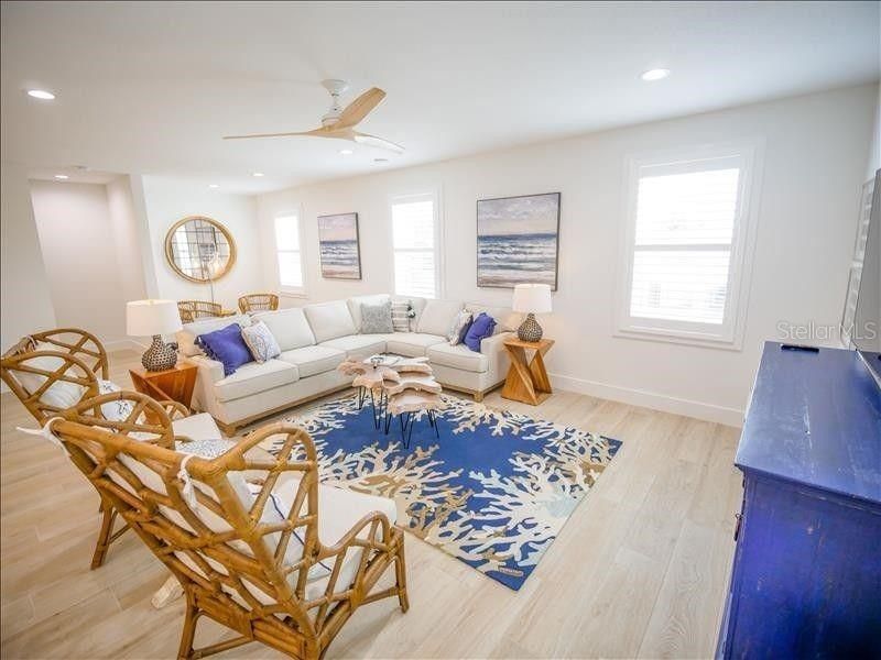 2305 Avenue C, Bradenton Beach, FL 34217 Photo