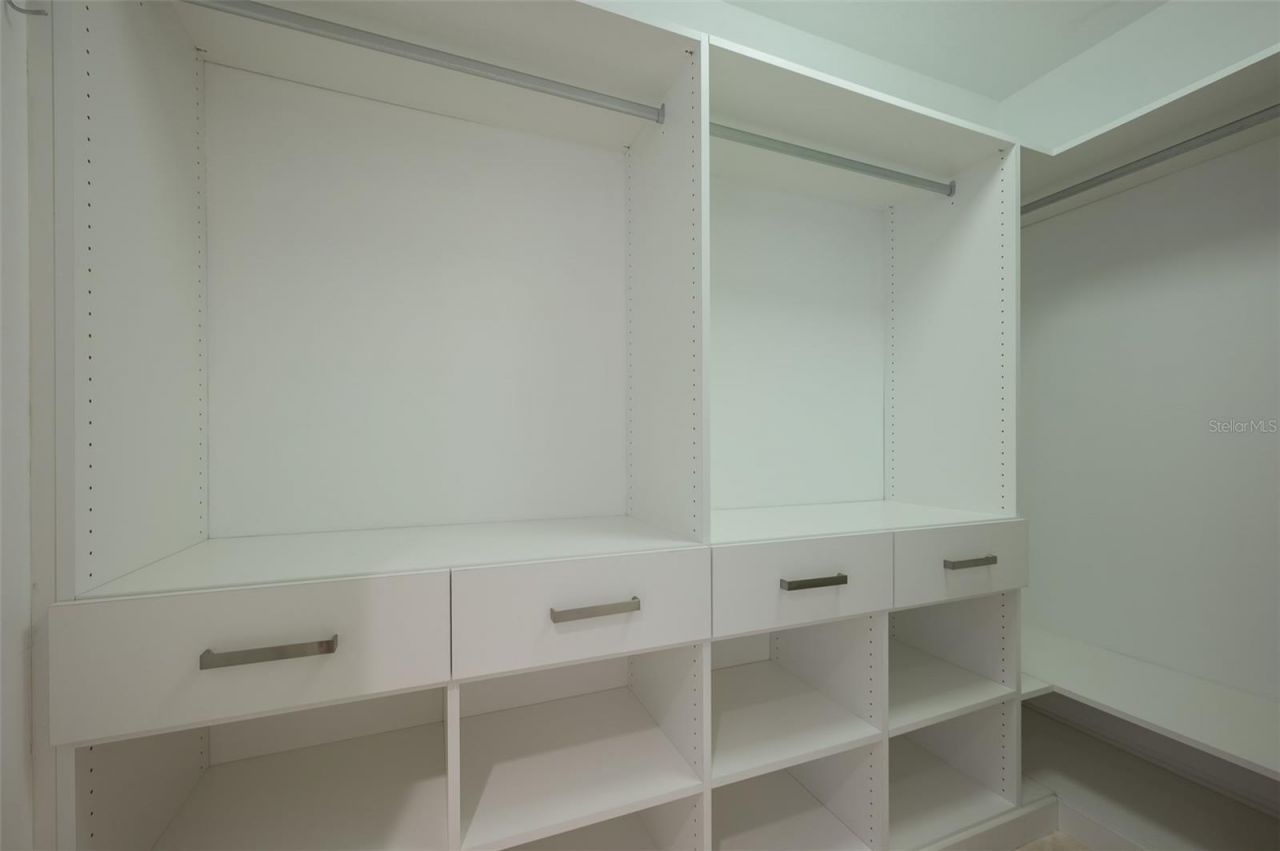 2050 Benjamin Franklin Drive, Unit A601, Sarasota, FL 34236 Photo