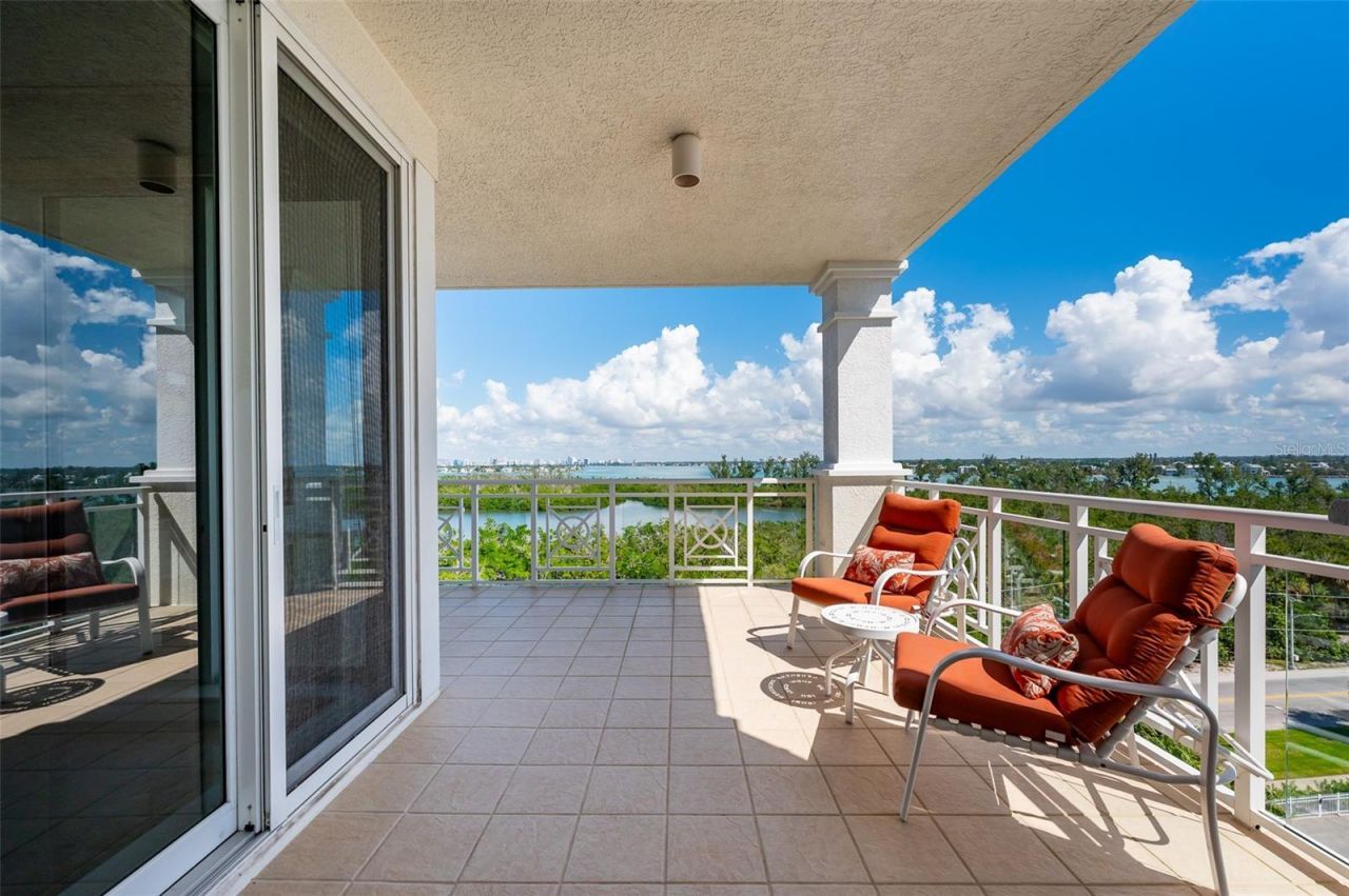 2050 Benjamin Franklin Drive, Unit A601, Sarasota, FL 34236 Photo