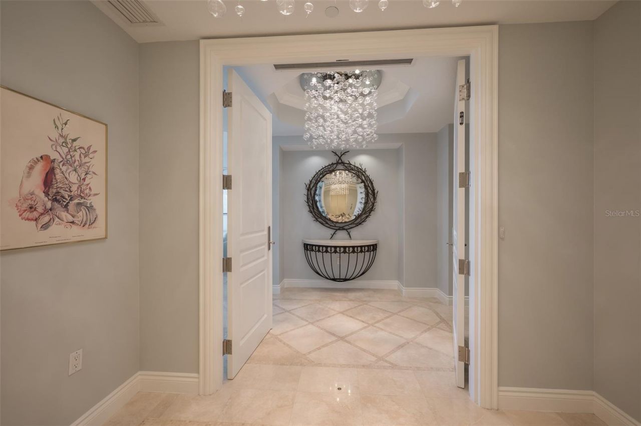 2050 Benjamin Franklin Drive, Unit A601, Sarasota, FL 34236 Photo