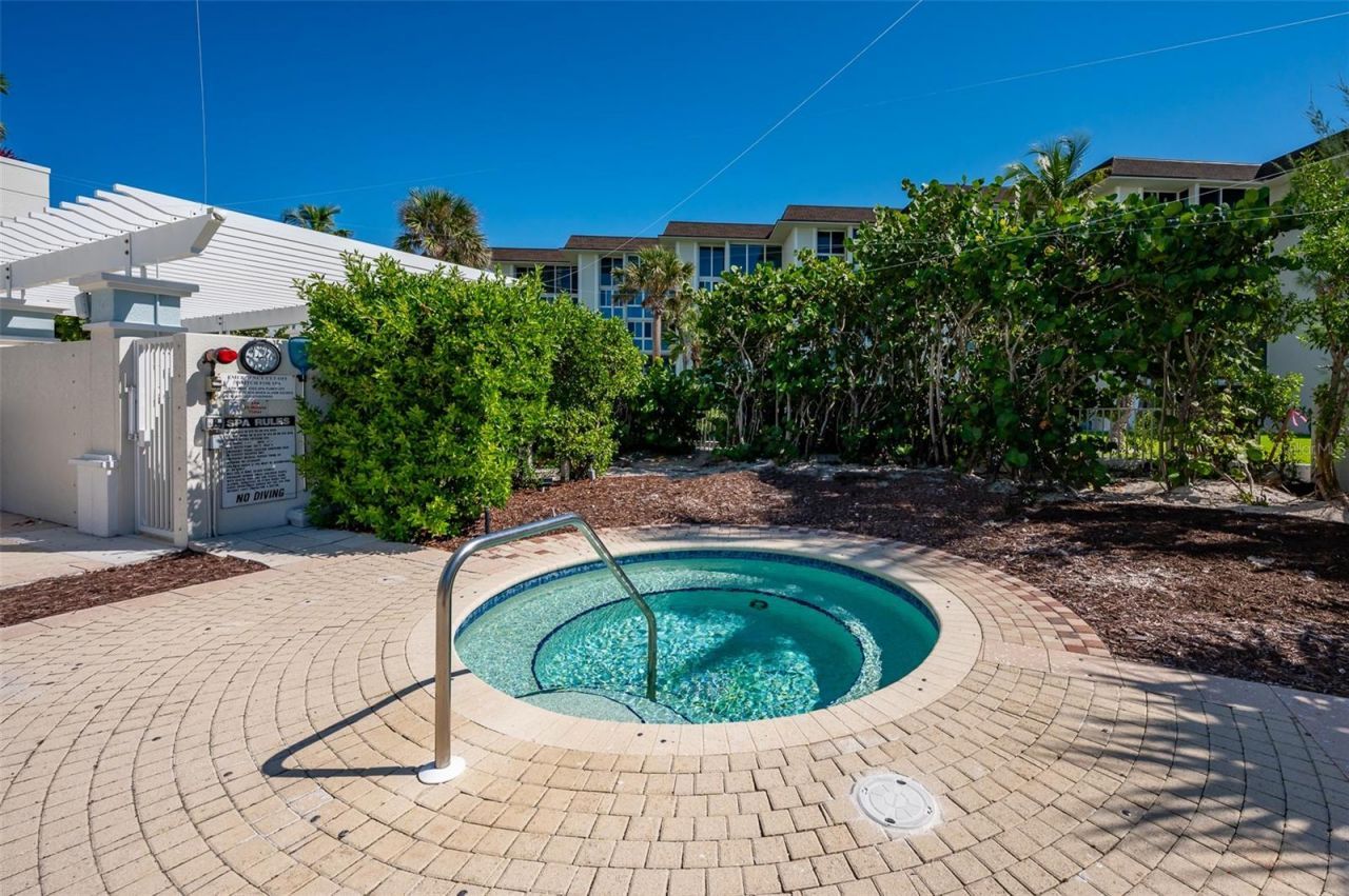 2050 Benjamin Franklin Drive, Unit A601, Sarasota, FL 34236 Photo