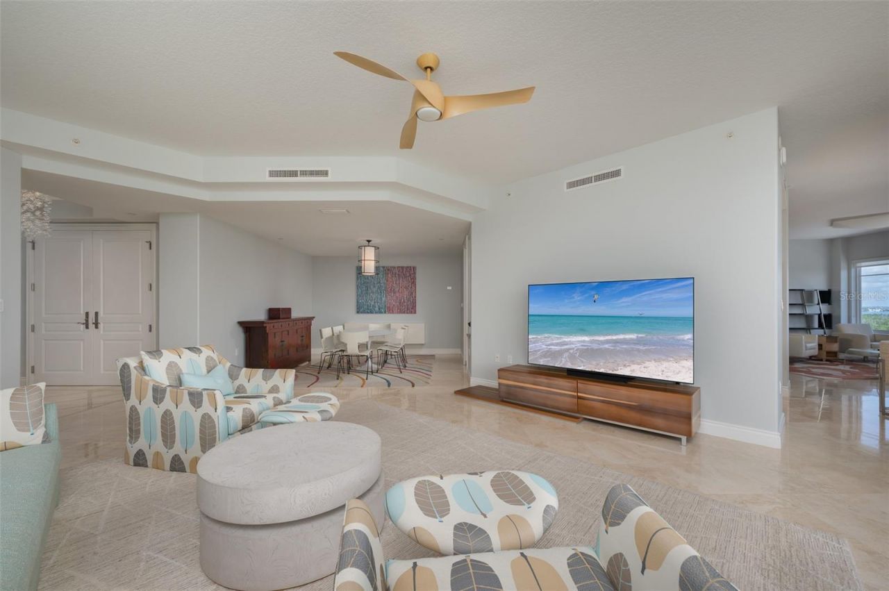 2050 Benjamin Franklin Drive, Unit A601, Sarasota, FL 34236 Photo