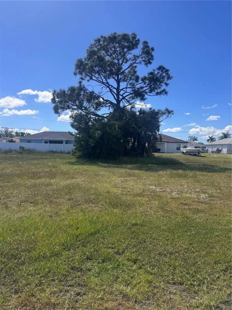 322 NE 27th Street, Cape Coral, FL 33909 Photo