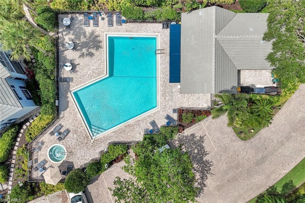 7058 Barrington Cir, Unit 102, Naples, FL 34108 Photo