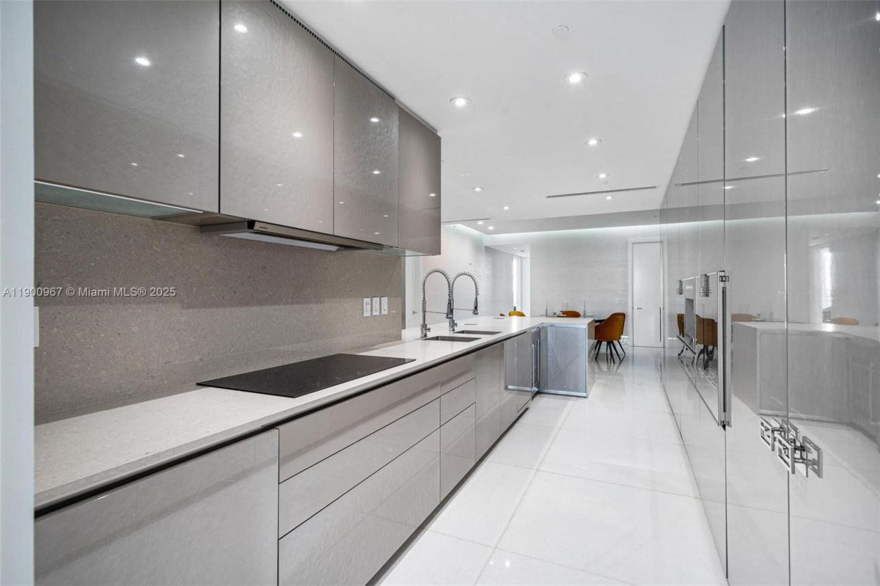 9349 Collins Ave, Unit 503, Surfside, FL 33154 Photo