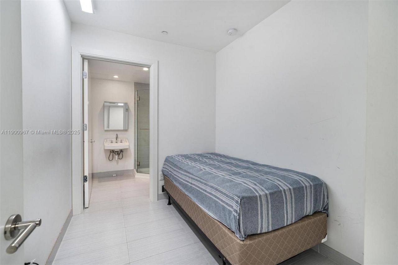 9349 Collins Ave, Unit 503, Surfside, FL 33154 Photo