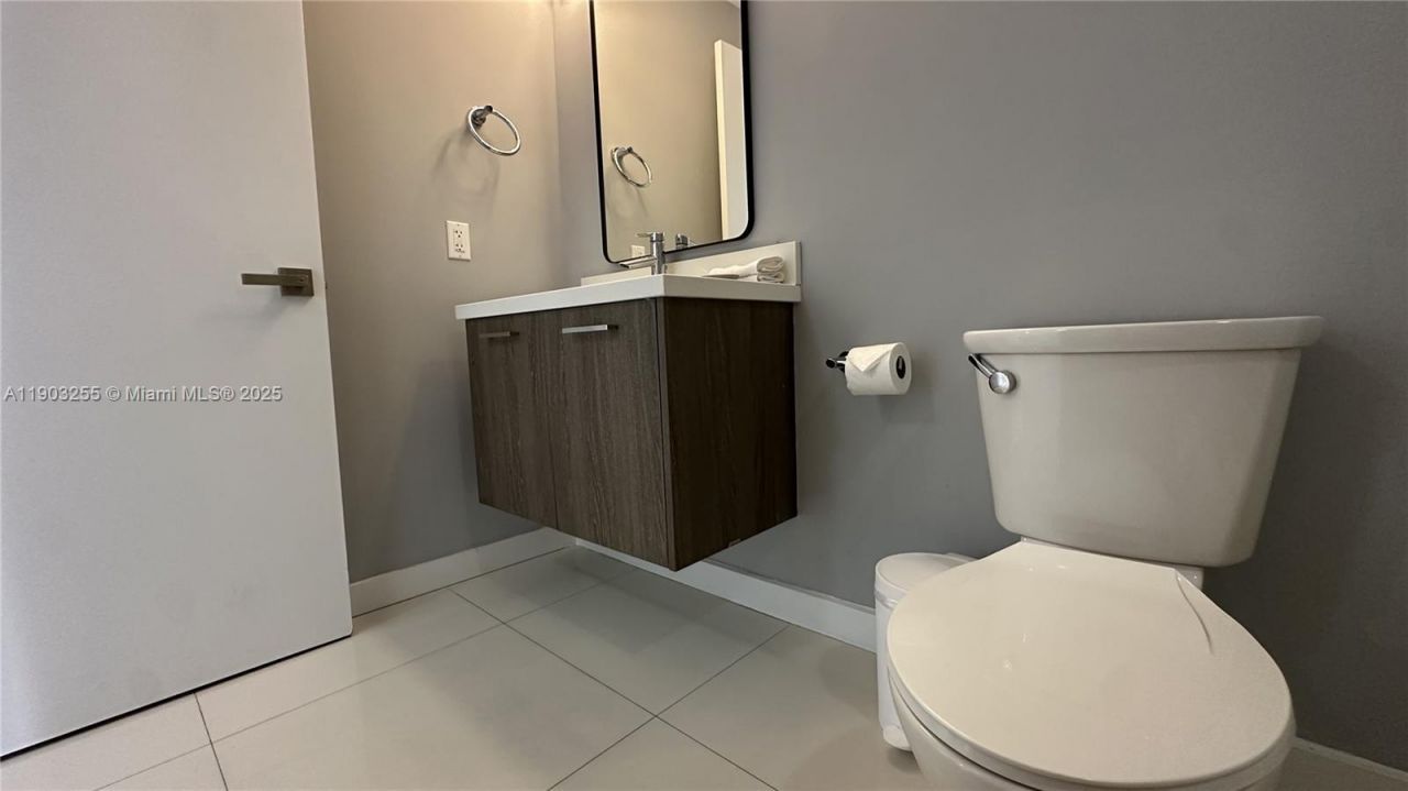 1120 98th St, Unit 303, Bay Harbor Islands, FL 33154 Photo